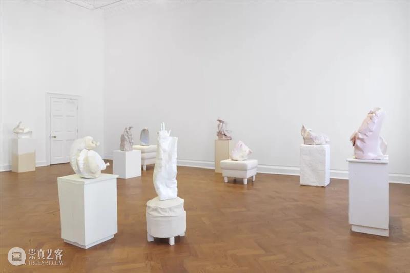 艺术家 | 欧文·沃姆 Erwin Wurm 博文精选 Thaddaeus Ropac 欧文 沃姆 Wurm 艺术家 作品 问题 雕塑 概念 日常生活 时代 崇真艺客